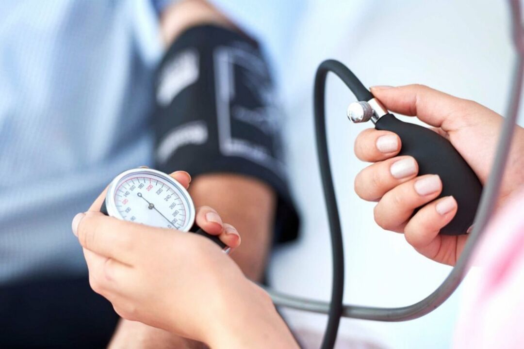 Rise persistente da pressão arterial - um sinal de hipertensão